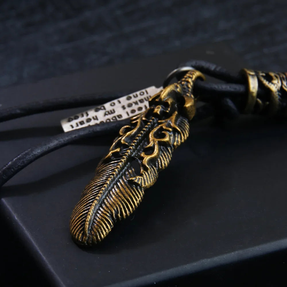 Wholesale retro woven cowhide keychain creative design bronze pendant